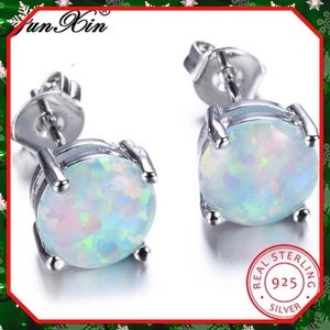 ❄️New❄️Junxin Round Cut Opal Stud Earrings❄️